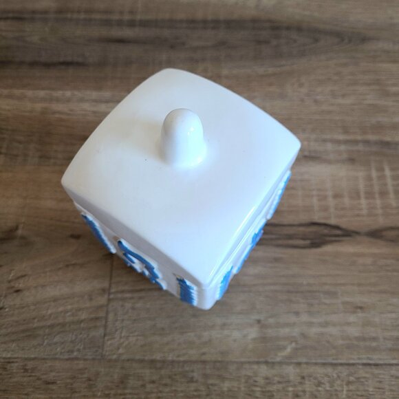 Ceramic trinket box Dreidel shape. - Picture 4 of 6